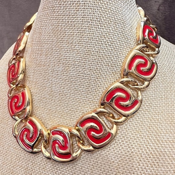 Vintage Chunky Large Statement Gold Tone Red Enamel 4125 W - Picture 3 of 8